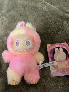 POP MART ぬいぐるみ キーホルダー付き