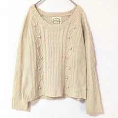 archives ベージュ ケーブルニットセーター