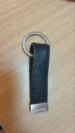 Calvin Klein ブラックレザーキーホルダーのサムネイル