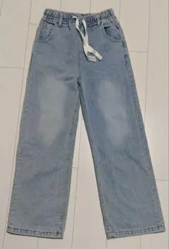 ライトブルーワイドレッグパンツ
