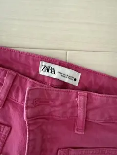 ZARA ピンク デニムパンツ