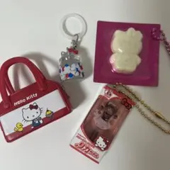 4点セット　ハローキティ　ガチャガチャ