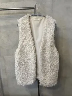 クラシカルエルフ ボリュームプードルフェイクファーベスト