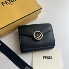フェンディ 折り財布