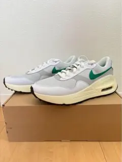 ナイキ エアマックス 24.5cm カジュアル　ホワイト　グリーン　白　緑