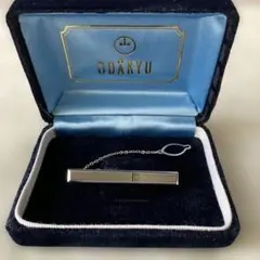 Item thumbnail for item 3a2f2397-a000-4005-af03-ad8166062030