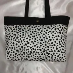 トート　ハンドメイドダルメシアン柄トートバッグ　わんこU^エ^U柄