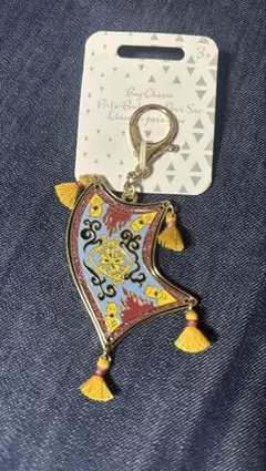 ディズニー 魔法の絨毯 アラジン キーホルダー