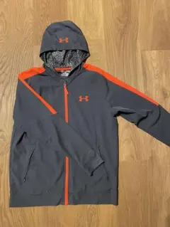 11/24まで値引き中! アンダーアーマー フルジップジャケット MDサイズ