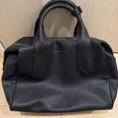 ほぼ未使用CHARLES & KEITH 黒ショルダーバッグ　ボストンバッグ