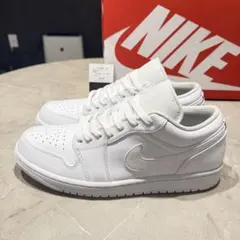 新品未使用 28.0㎝ ナイキ エアジョーダン 1 ロー 553558-136