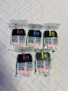 Item thumbnail for item 095307c5-c1f3-4e5a-8f36-cbeb3f914e94