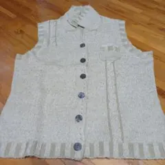 Item thumbnail for item 0946cf56-4f8a-4730-8192-adf91ff4a43c