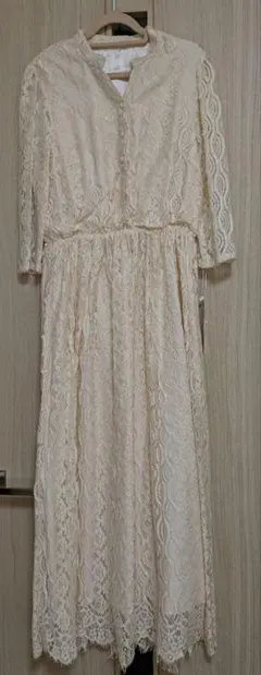 ベージュホワイト レース マキシドレス 長袖