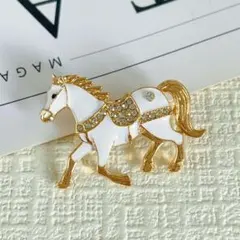 白馬 馬 ブローチ ホワイト 白 エレガント午年 縁起物 乗馬
