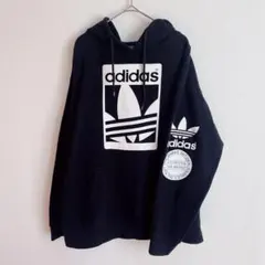 adidas ブラック ロゴパーカー　XL トレーナー　裏起毛　黒　プルオーバー