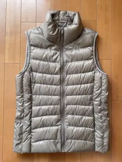 UNIQLO ウルトラライトダウンベスト M