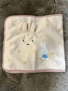 miffy ミッフィー　顔つきタオル　タイトーくじ