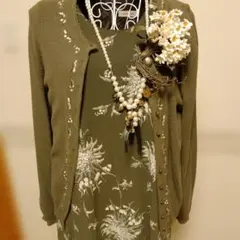 インゲボルグ　鈴蘭刺繍　長袖カーディガン