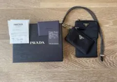 プラダ　ナイロン　トライアングル　カード　携帯　ケース　ネックストラップ　バッグ