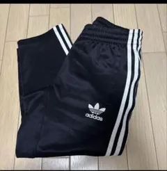 アディダス　パンツ　ジャージ　トラックパンツ