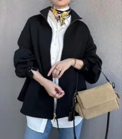 Emma Taylor　ダンボールスタンドカラーフレアブルゾンのサムネイル