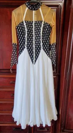 Item thumbnail for item d2e4829f-4879-40e2-8b48-a17bfd3bd37d