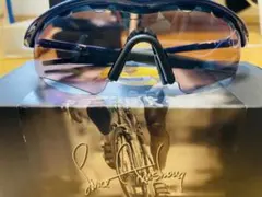 Oakley Limited Edition Signature M Frameのサムネイル