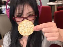 Widi 様