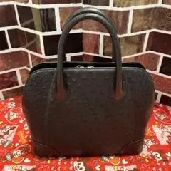 Item thumbnail for item 9fe476fe-e9a3-43d4-8003-579a65327ecb