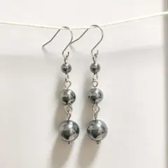 No.438 テラヘルツシルバー3連ピアス ステンレス