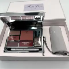 新品未使用】Miss Dior アイシャドウパレット(傷あり) - メルカリ