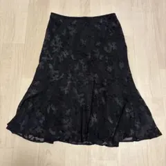 23区】オンワード 花柄 シアーフレアスカート ブラック 膝丈〜ミディ丈 日本製のサムネイル