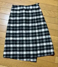 スカート　M 〜L 厚地　膝下丈　巻きスカート風