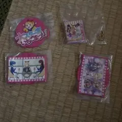 キャラクターキーホルダー・カードセット