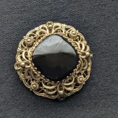 ♥ヴィンテージ ブローチ 樹脂 ゴールド アール・デコ アール・ヌーヴォー