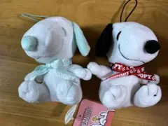 新品　スヌーピー ロゴリボン ゴム付き　キーホルダー　ぬいぐるみ ２個セット