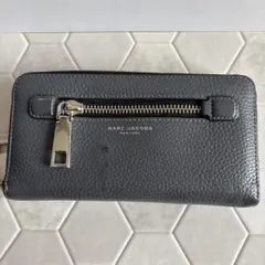MARC JACOBS 長財布 グレーのサムネイル