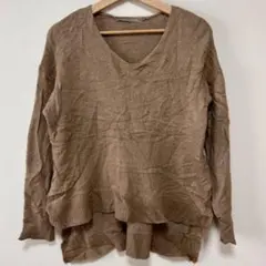 ブラウン Vネック 長袖ニット アースカラー シンプル スリット 淡色