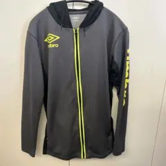 【再値下げ】umbro フード付きパーカー Sサイズ グレー/ブラック