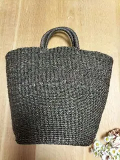 Item thumbnail for item f6cb08d2-e59f-4255-abd3-94e8c48d00d0