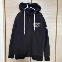 MODERN AMUSEMENT ブラックパーカー