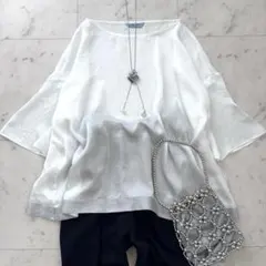 美品 ADORE シルキーローンブラウス ブラック アドーア2024 - メルカリ
