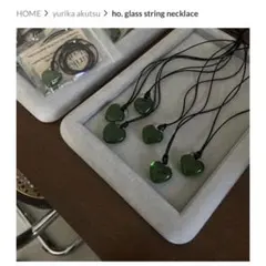 yurika akutsu】glass long bees neckace - メルカリ