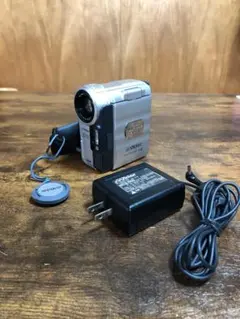 Item thumbnail for item a7e9440c-2561-4b7d-952c-6bd1476c0e8f