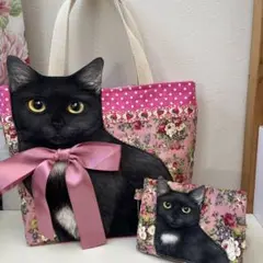 コヤンイサムチョン　ハンドメイド　トートバッグ　黒猫　薔薇柄　ポーチ付き