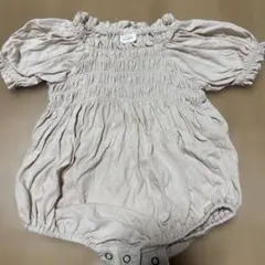 MONBEBE ベージュロンパース M