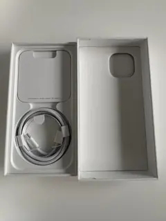 iPhone 15 空箱 純正充電ケーブル付き
