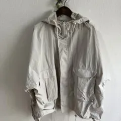 値下げしました。マウンテンパーカー M ライトベージュ