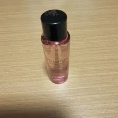 shu uemuraシュウウエムラ　フレッシュクリアサクラクレンジングオイルのサムネイル